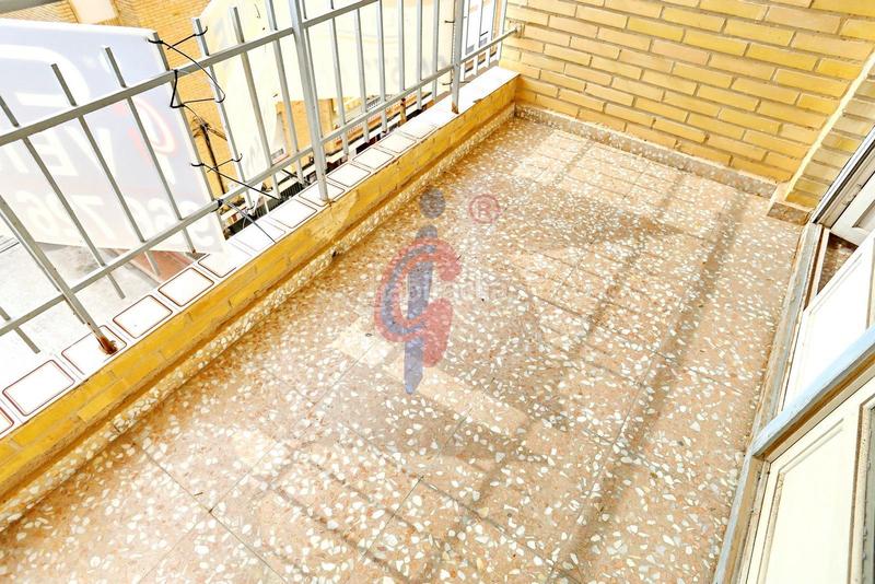 Foto 09bc0bd1-8171-4e4a-9af3-e8a9f011ed50. Piccolo appartamento in calle miguel hernández 129 in Guardamar del Segura