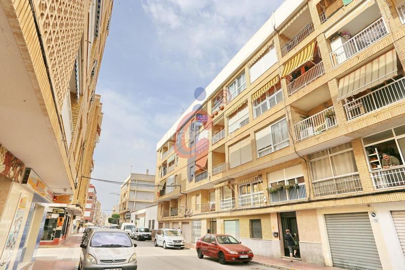 Foto 25bc1c74-b187-40bc-af1d-bf54fd4d0db5. Piccolo appartamento in calle miguel hernández 129 in Guardamar del Segura