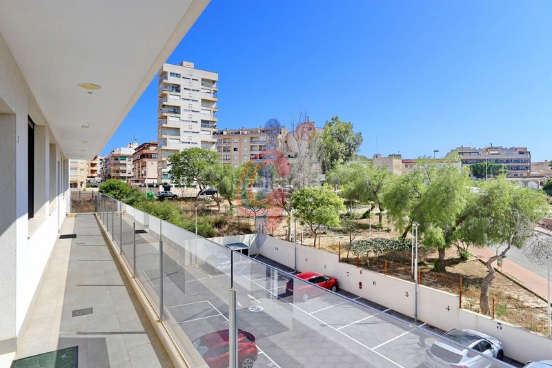 Foto 5b9148c8-f6dc-4acc-a643-74347eb1b874. Apartament a avenida del puerto 16 a Puerto Deportivo Guardamar del Segura