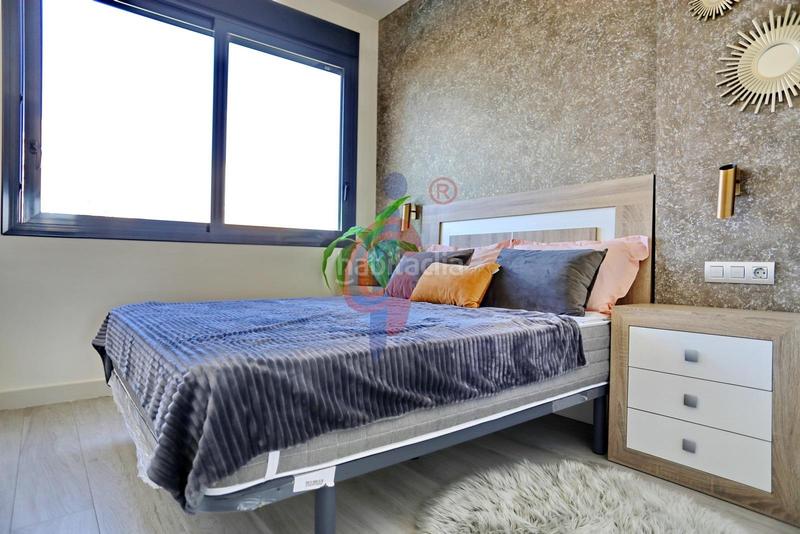 Foto 66ddf8bf-6ca6-43cf-a8f8-049fac727314. Apartment in avenida del puerto 16 in Puerto Deportivo Guardamar del Segura