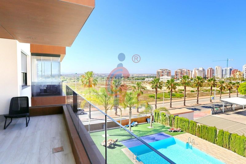 Foto 9038e490-f5d0-4fb2-839c-f4d6e6bb1ac8. Apartament a avenida del puerto 16 a Puerto Deportivo Guardamar del Segura