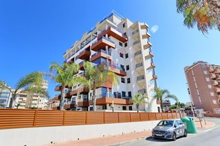 Apartament a Avenida del puerto 16. Apartamento de dos dormitorios y piscina en venta en el sup 7 de
