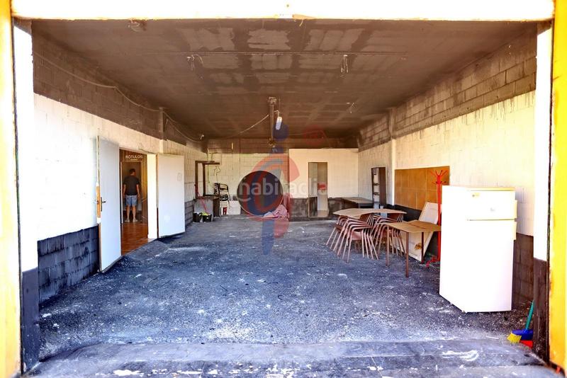 Foto 0ade3929-0851-452c-b865-dcb3dbd60144. Local commercial dans avenida avenida del puerto 26 dans Guardamar del Segura