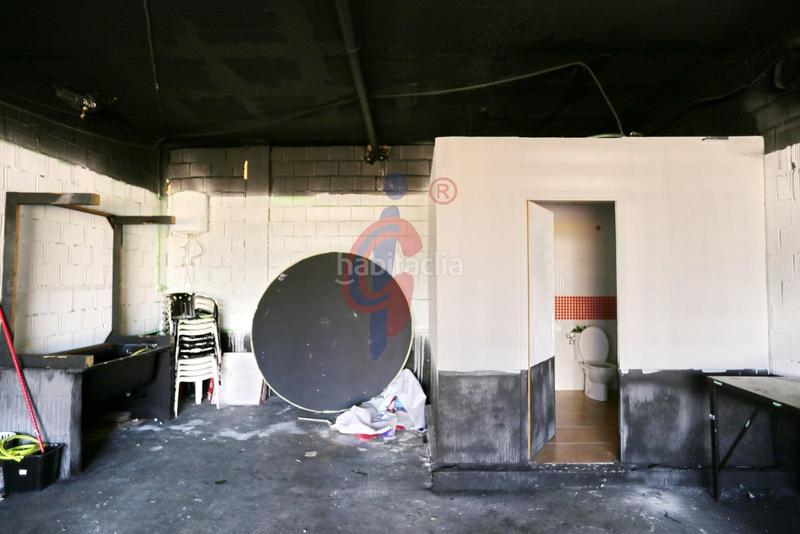 Foto b09a46db-dc4a-4056-8e60-bd43e59d6bef. Local commercial dans avenida avenida del puerto 26 dans Guardamar del Segura