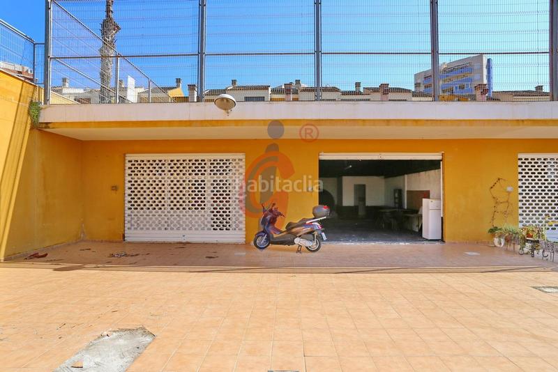 Foto df84ffbd-6fbc-41bc-92c6-82868432020e. Local commercial dans avenida avenida del puerto 26 dans Guardamar del Segura