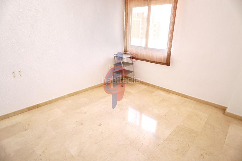 Foto 56afa9de-f841-47f5-bd4f-549f67b4d990. Piccolo appartamento in avenida madrid 18 in Puerto Deportivo Guardamar del Segura