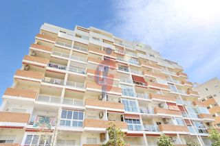Apartament a Calle maestro joaquín cartagena 6. Apartamento en venta en guardamar del segura con piscina, garaje