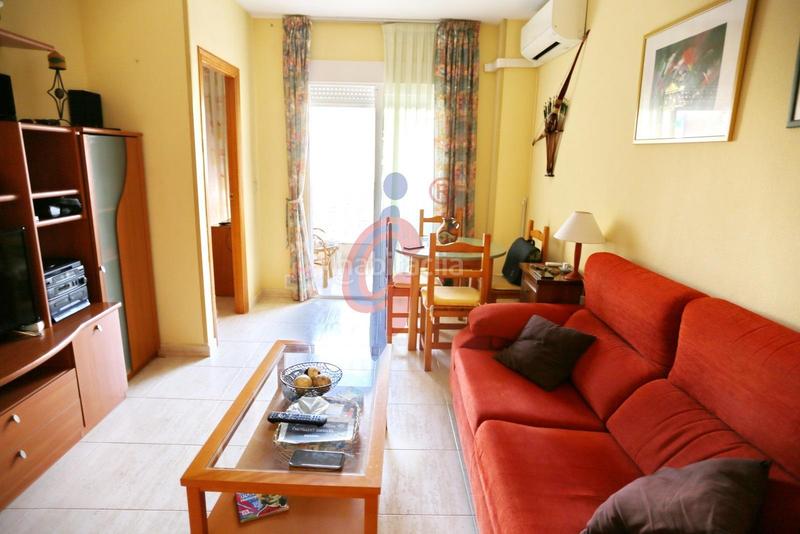 Foto 6cc59f80-f176-4f9b-9430-61adee781c99. Piccolo appartamento in calle calle doctor luis rivera 104 in Guardamar del Segura