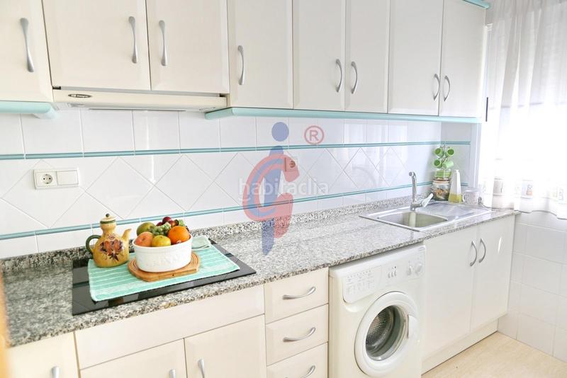 Foto 029bd543-d210-4080-8356-e25da70f0cba. Apartamento en avenida de las américas 3 se ofrece en venta acogedor apartamento de dos dormitorios con orientación sur. en Guardamar del Segura