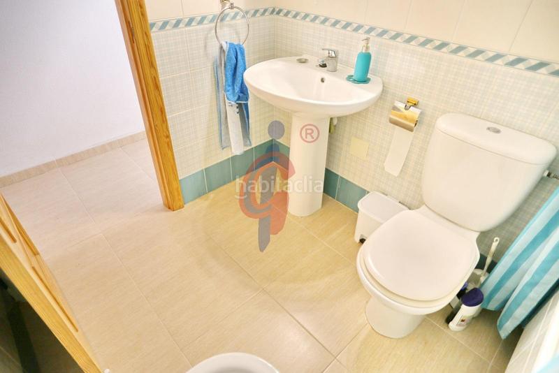Foto 09cfc144-b5d8-4d8a-9494-1ffdcdb400d3. Apartamento en avenida de las américas 3 se ofrece en venta acogedor apartamento de dos dormitorios con orientación sur. en Guardamar del Segura
