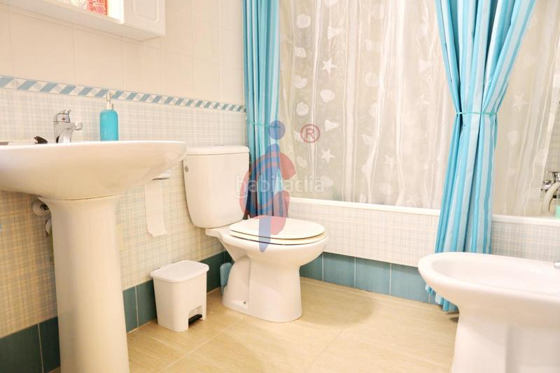 Foto 2fc207a0-7286-4254-80f9-d9f6234122cc. Apartamento en avenida de las américas 3 se ofrece en venta acogedor apartamento de dos dormitorios con orientación sur. en Guardamar del Segura