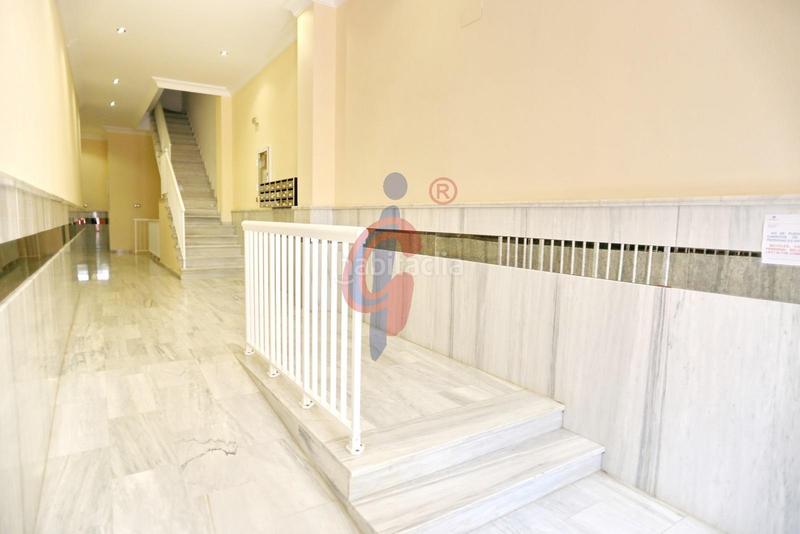 Foto ca9affb7-5b72-49dc-b11c-2a26f9468023. Apartamento en avenida de las américas 3 se ofrece en venta acogedor apartamento de dos dormitorios con orientación sur. en Guardamar del Segura