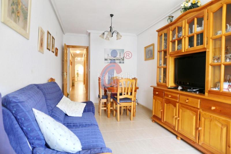 Foto e30c34f4-0cb8-4bb9-9cf2-771e93dfe7ca. Apartamento en avenida de las américas 3 se ofrece en venta acogedor apartamento de dos dormitorios con orientación sur. en Guardamar del Segura