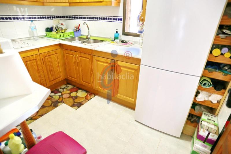 Foto e2aa06e7-8a10-4f5b-b805-3e2a631dcfd1. Casa en avenida cervantes 49 bungalow en planta baja en venta avenida cervantes, en Guardamar del Segura