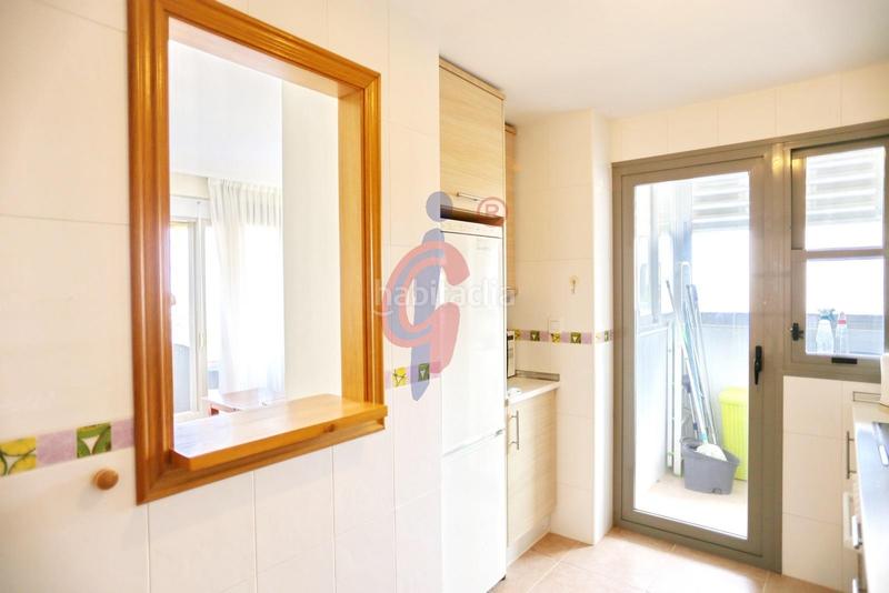 Foto 1d9ebba5-6570-4482-b502-47f94693467f. Apartamento en calle médico basilio paredes 19 luminoso apartmaento de 3 dormitorios con espectaculares vistas al mar y al río en la exclusiva urbanización puertomarino, guardam en Guardamar del Segura