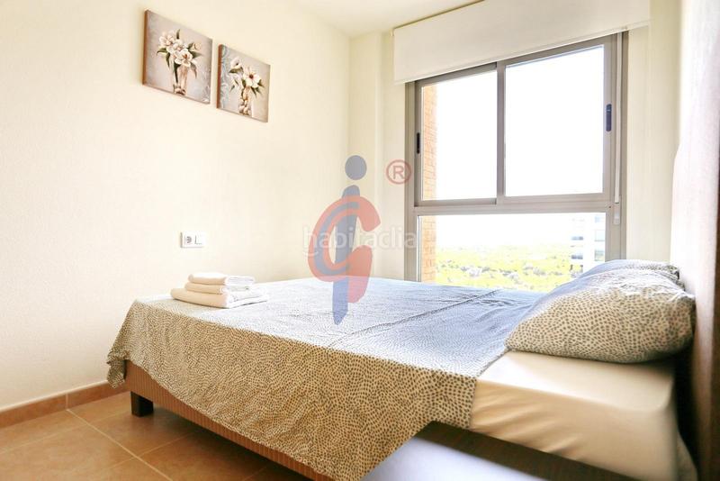 Foto 614d1ec8-5bf2-497b-bf05-3582f6c2e77b. Apartamento en calle médico basilio paredes 19 luminoso apartmaento de 3 dormitorios con espectaculares vistas al mar y al río en la exclusiva urbanización puertomarino, guardam en Guardamar del Segura