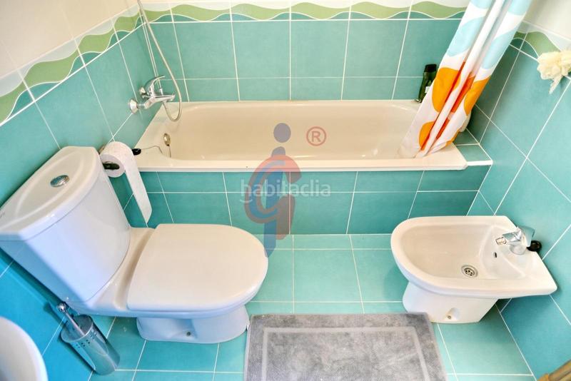 Foto 6bb14e0b-1816-40c4-9e64-bd5fd1257afd. Apartamento en calle médico basilio paredes 19 luminoso apartmaento de 3 dormitorios con espectaculares vistas al mar y al río en la exclusiva urbanización puertomarino, guardam en Guardamar del Segura