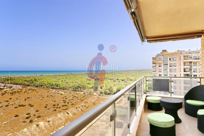 Foto 9354b100-653d-4cf8-ada5-a22882037b6c. Apartamento en calle médico basilio paredes 19 luminoso apartmaento de 3 dormitorios con espectaculares vistas al mar y al río en la exclusiva urbanización puertomarino, guardam en Guardamar del Segura