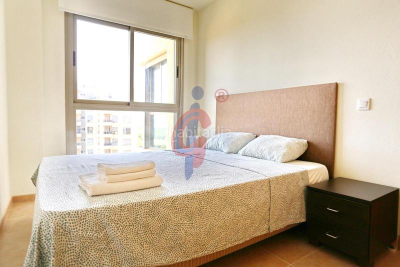 Foto b5d7ffd7-8b28-4363-a22d-6c822324f0fe. Apartamento en calle médico basilio paredes 19 luminoso apartmaento de 3 dormitorios con espectaculares vistas al mar y al río en la exclusiva urbanización puertomarino, guardam en Guardamar del Segura