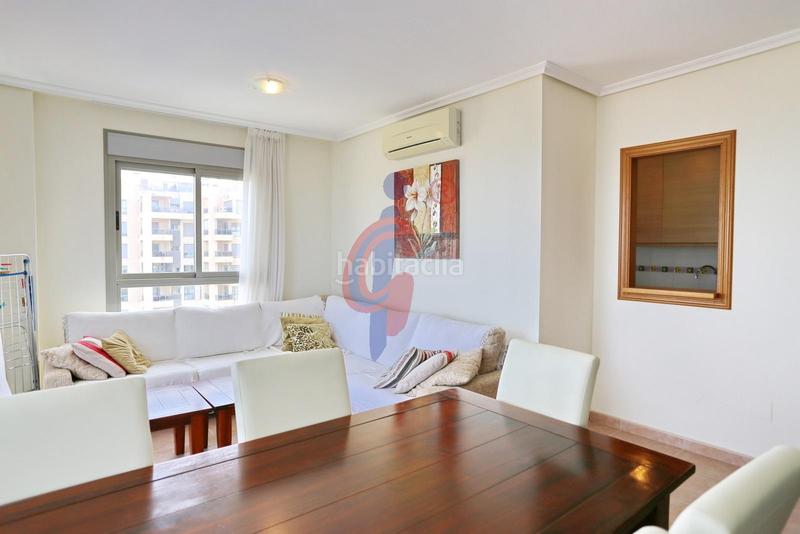 Foto cde022ee-c45f-47f9-a34e-37f548d7ba60. Apartamento en calle médico basilio paredes 19 luminoso apartmaento de 3 dormitorios con espectaculares vistas al mar y al río en la exclusiva urbanización puertomarino, guardam en Guardamar del Segura