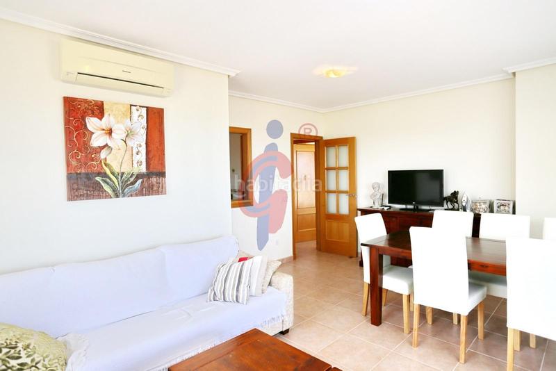 Foto ec5fa9d5-34ba-428d-86fa-3d2e5f236ebb. Apartamento en calle médico basilio paredes 19 luminoso apartmaento de 3 dormitorios con espectaculares vistas al mar y al río en la exclusiva urbanización puertomarino, guardam en Guardamar del Segura