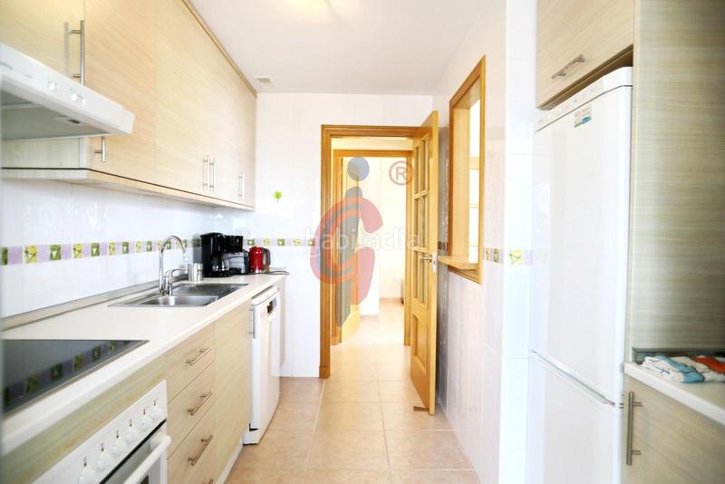 Foto fdcabcd1-d8eb-4928-9d8b-1cf3b86fc9a1. Apartamento en calle médico basilio paredes 19 luminoso apartmaento de 3 dormitorios con espectaculares vistas al mar y al río en la exclusiva urbanización puertomarino, guardam en Guardamar del Segura
