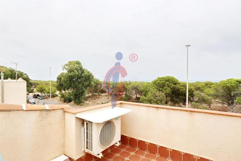 Foto 80ee83de-5e9e-4e3b-b7c6-497005ab9da8. Casa adosada en calle sorell 20 oportunidad en pinomar, ! acogedor bungalow en venta, a solo 400m de la playa en Guardamar del Segura
