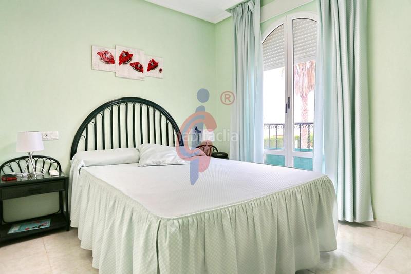 Foto a6210647-65f3-4b20-91a4-61bd8e42e13c. Casa adosada en calle sorell 20 oportunidad en pinomar, ! acogedor bungalow en venta, a solo 400m de la playa en Guardamar del Segura