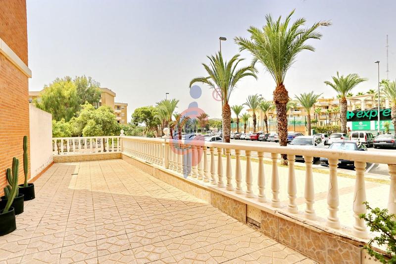 Foto b86f192a-1119-4d3f-8036-b7c3a9ce8300. Piso en avenida cervantes 69 piso de un dormitorio a solo 150 metros del mar! en Guardamar del Segura