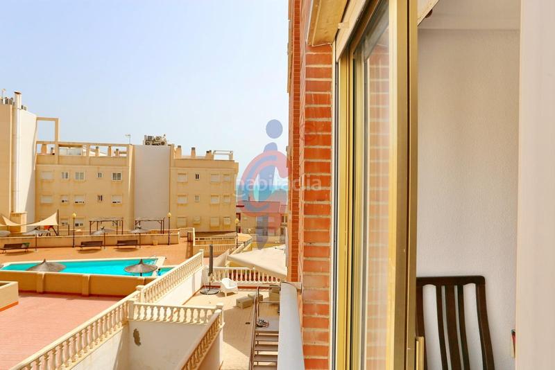 Foto c1ca7dd6-83e6-4c89-b7f4-5105dac5a9db. Piso en avenida cervantes 69 piso de un dormitorio a solo 150 metros del mar! en Guardamar del Segura