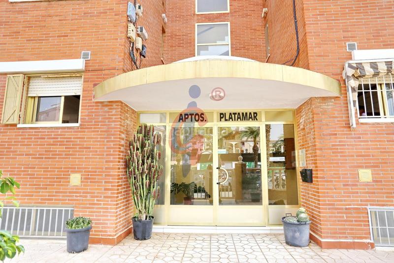 Foto d3ccb23c-a5c7-4d1b-a8e3-b4f1906360e8. Piso en avenida cervantes 69 piso de un dormitorio a solo 150 metros del mar! en Guardamar del Segura