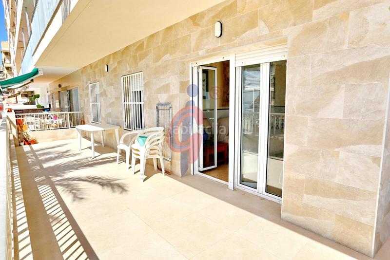 Foto 8fa96c7c-d3b5-4804-9a26-eda9591e68d4. Rez-de-chaussée dans avenida libertad 1 dans Guardamar Playa Guardamar del Segura