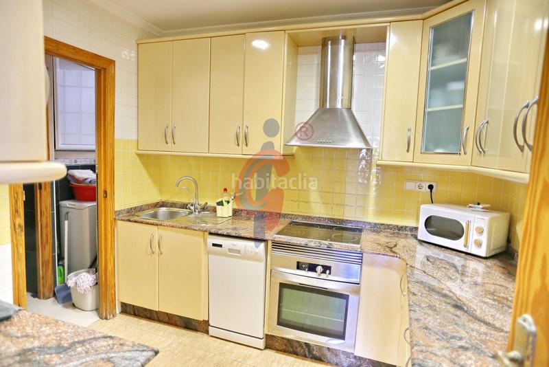 Foto b993b4db-b348-46a0-87c0-76494253f7ab. Rez-de-chaussée dans avenida libertad 1 dans Guardamar Playa Guardamar del Segura