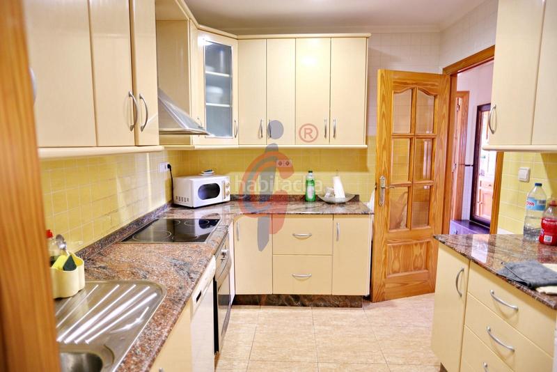 Foto ee32e614-017e-43d1-85eb-e3c651bb9de4. Rez-de-chaussée dans avenida libertad 1 dans Guardamar Playa Guardamar del Segura