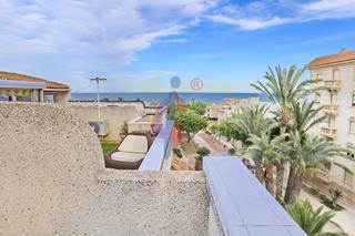 Attico in Calle italia 54. Ático dúplex orientado al sur, con gran terraza y solárium en la