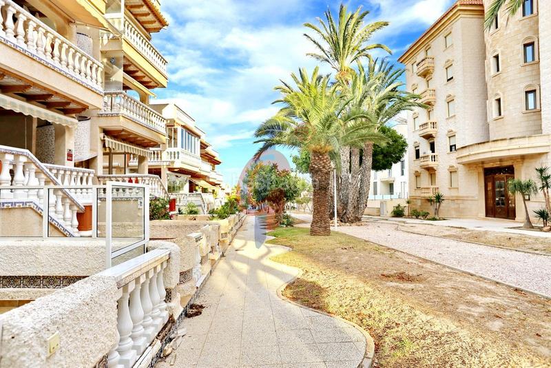 Foto a084a001-e72b-46a4-a86a-a4bfded2fd0a. Àtic a calle italia 54 a El Moncayo - El Pòrtic Guardamar del Segura