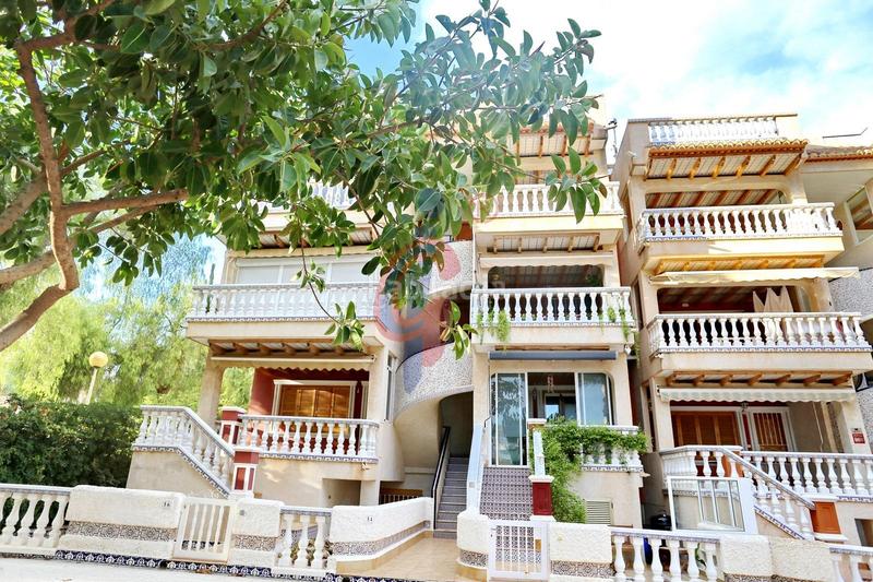 Foto b984bf6e-227f-452c-88ad-81738c76847c. Àtic a calle italia 54 a El Moncayo - El Pòrtic Guardamar del Segura