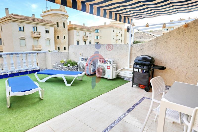 Foto d7b636fe-d2da-4686-9284-9a9b028ef0f3. Àtic a calle italia 54 a El Moncayo - El Pòrtic Guardamar del Segura