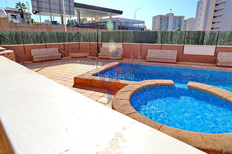 Foto c1b25647-87e5-4053-a214-b61c8a14443d. Piano terra in calle maestro alfonso marín 1 in Puerto Deportivo Guardamar del Segura