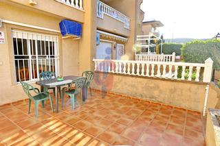 Rez-de-chaussée  Avenida cervantes 190. Bajo en venta en pinar de guardamar!