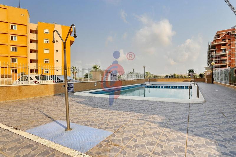 Foto 6078018a-b8c8-45d3-be58-61610f59214e. Apartament a avenida puerto 39 a Puerto Deportivo Guardamar del Segura