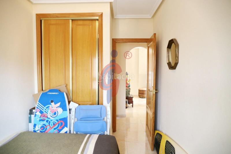 Foto 7009b68b-12dc-485e-bfe9-b4268cdba20a. Apartament a avenida puerto 39 a Puerto Deportivo Guardamar del Segura