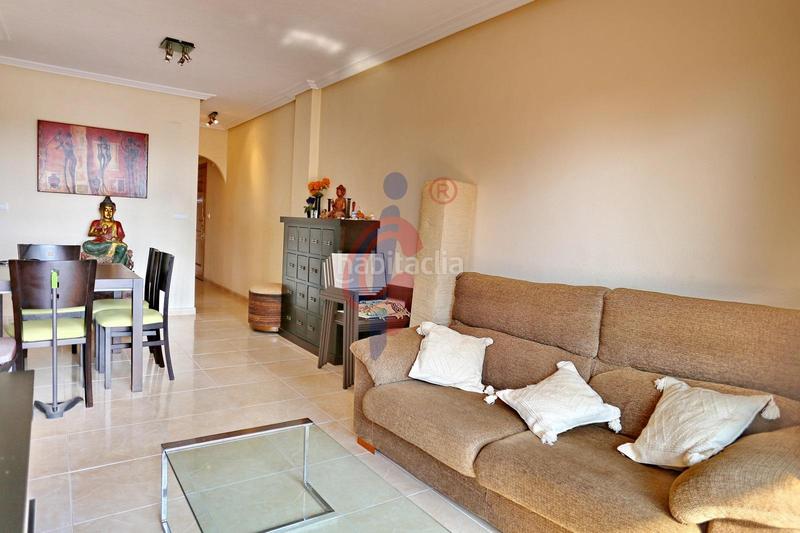 Foto f3e4a27c-20f8-4115-a9d3-24985384fd46. Apartament a avenida puerto 39 a Puerto Deportivo Guardamar del Segura