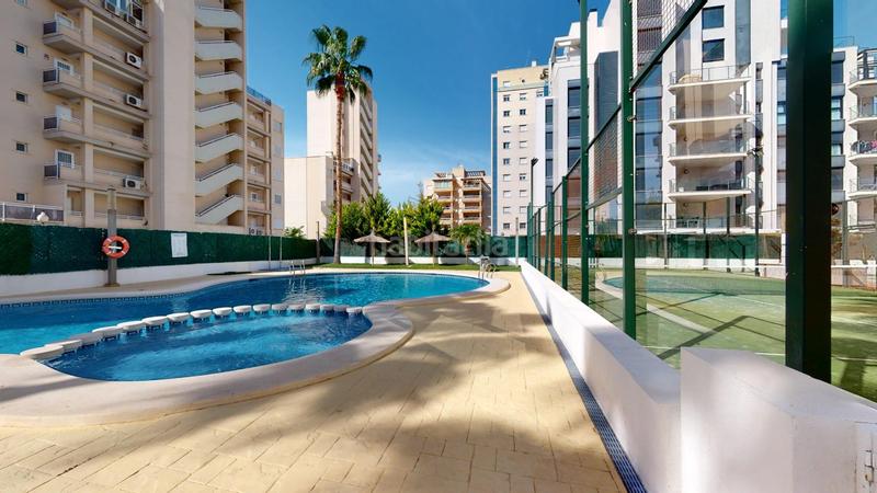 Foto 045f399d-3f4e-4221-a2a6-9975cd9fea20. Piano terra in calle alcalde rosalino pérez hernández 31 in Guardamar del Segura