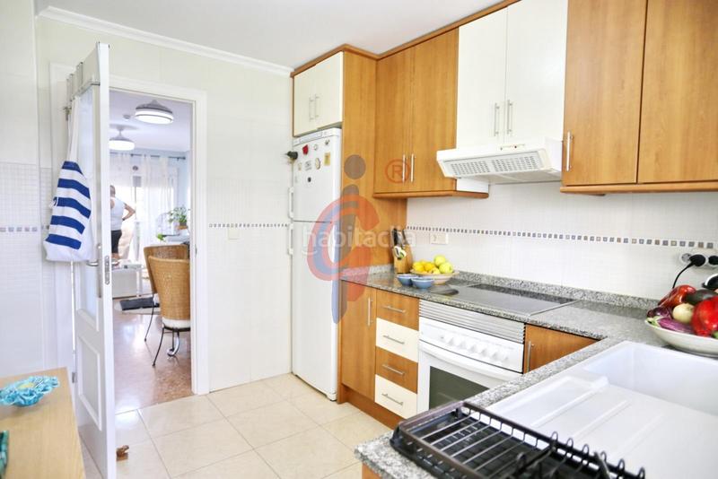 Foto 0fa68bcd-82ae-43c3-9a72-21272c98ccfc. Piano terra in calle alcalde rosalino pérez hernández 31 in Guardamar del Segura