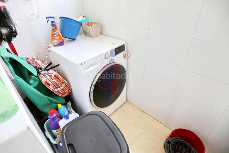 Foto 48426f28-6d6e-4e9c-a8df-979da3b641c7. Piano terra in calle alcalde rosalino pérez hernández 31 in Guardamar del Segura