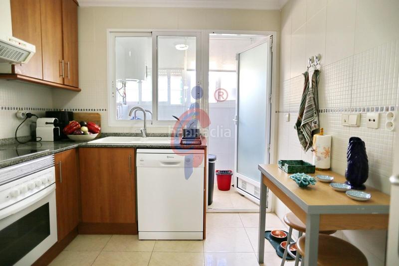 Foto d3a4f265-6ccd-4368-b61f-55d050e2d831. Piano terra in calle alcalde rosalino pérez hernández 31 in Guardamar del Segura