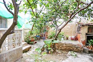 Casa a Avenida país valenciano 88. Vivienda en planta baja en pleno corazón de guardamar del segura