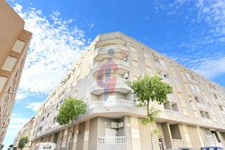 Estudio en Calle pintor antonio lópez 4. Estudio interior en venta en torrecasa centro, guardamar del seg