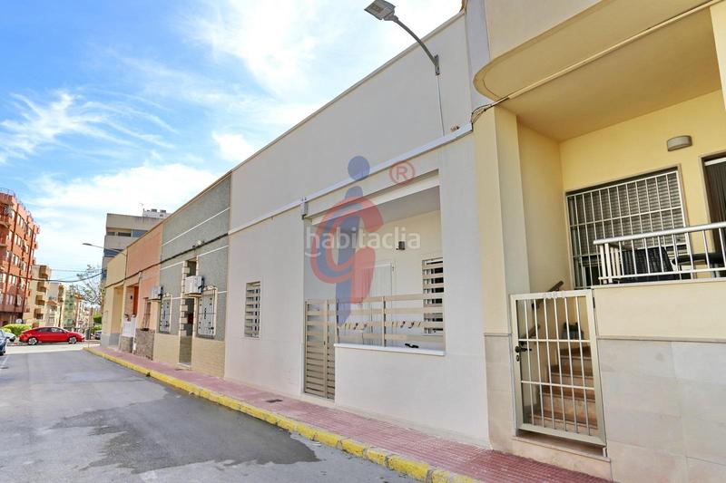 Foto 7e185423-7bcf-4bf3-8ce1-fb14f584d374. House in calle josep renau 7 in Las Viñas Guardamar del Segura